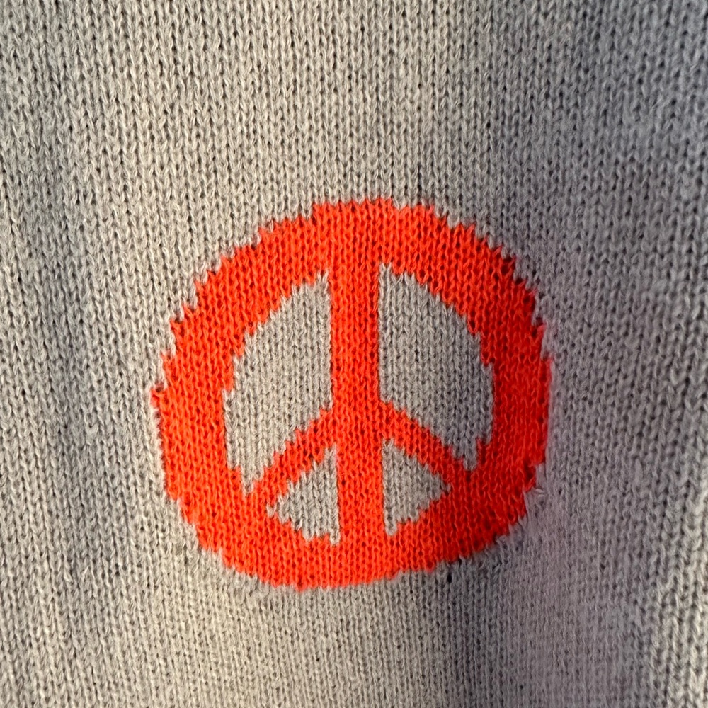 ***NEW STYLE ALERT! PEACE SIGN OVERSIZED SWEATER - Picture 6 of 6